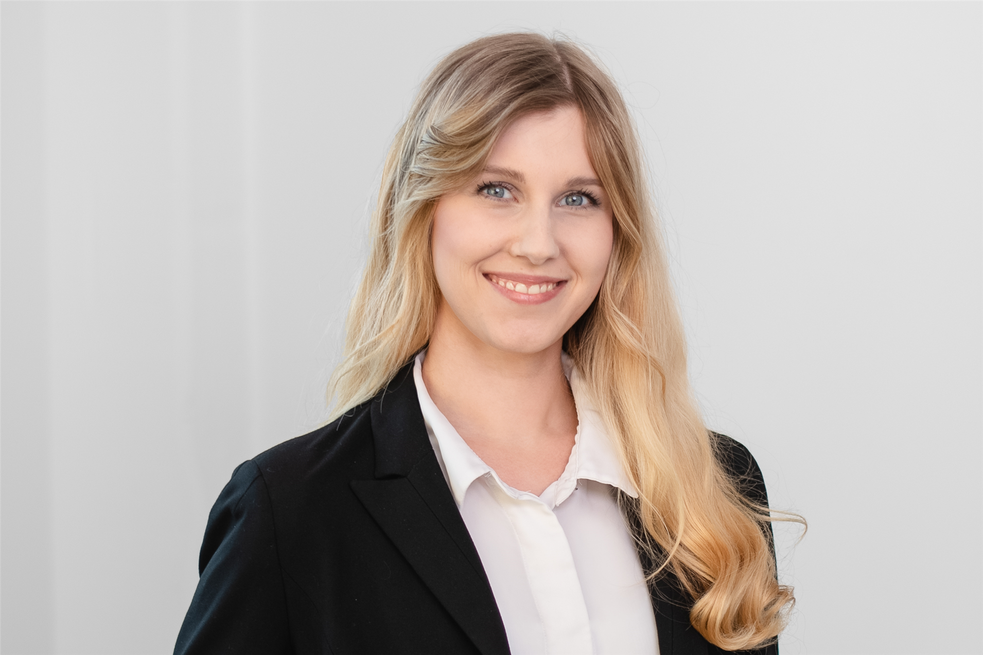 Mitarbeiterin Melanie Bitomsky WINDROSE Finest Travel