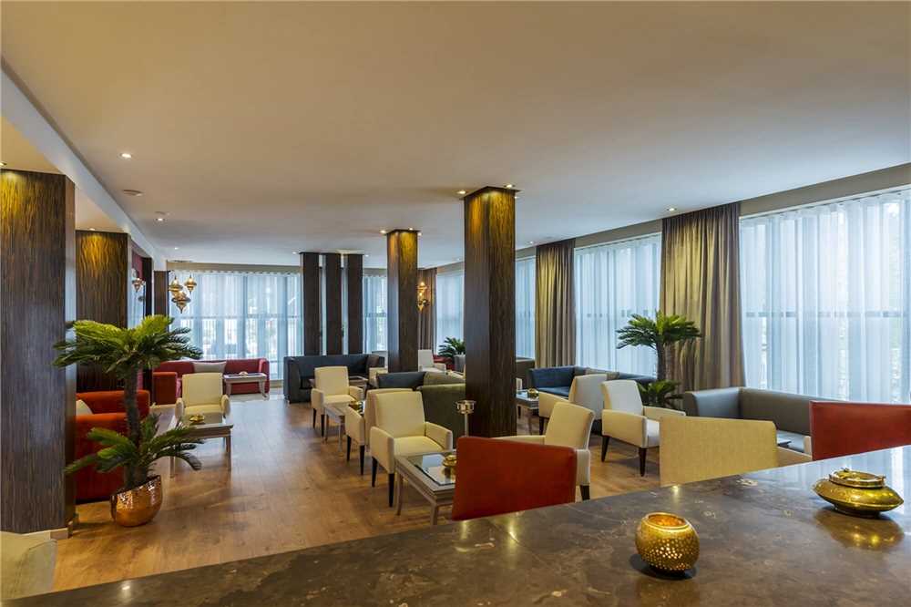 Dawliz Resort & Spa Restaurant