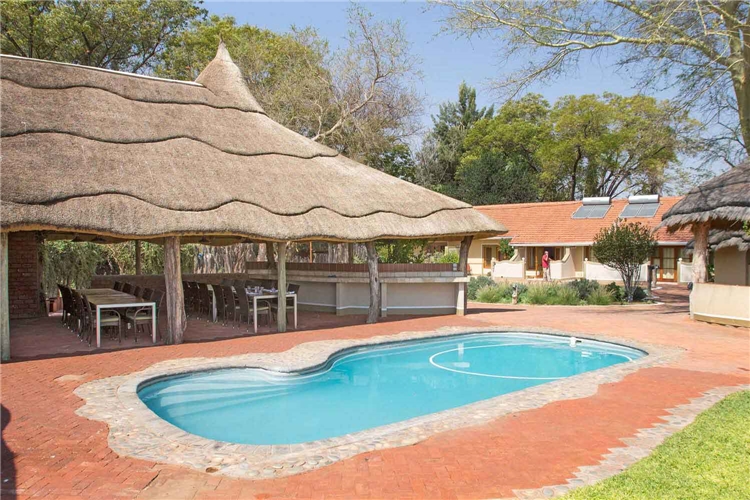 Guest Farm Kiripotib Bungalow