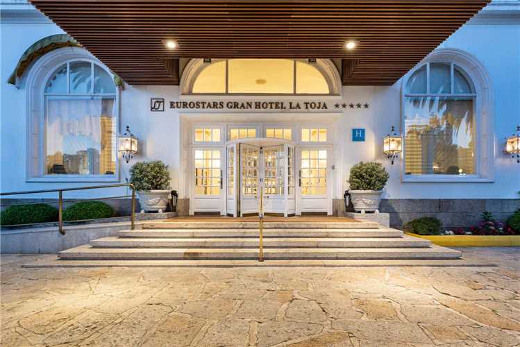 Eurostars Gran Hotel La Toja Eingang