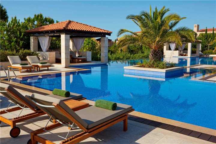 The Romanos Pool
