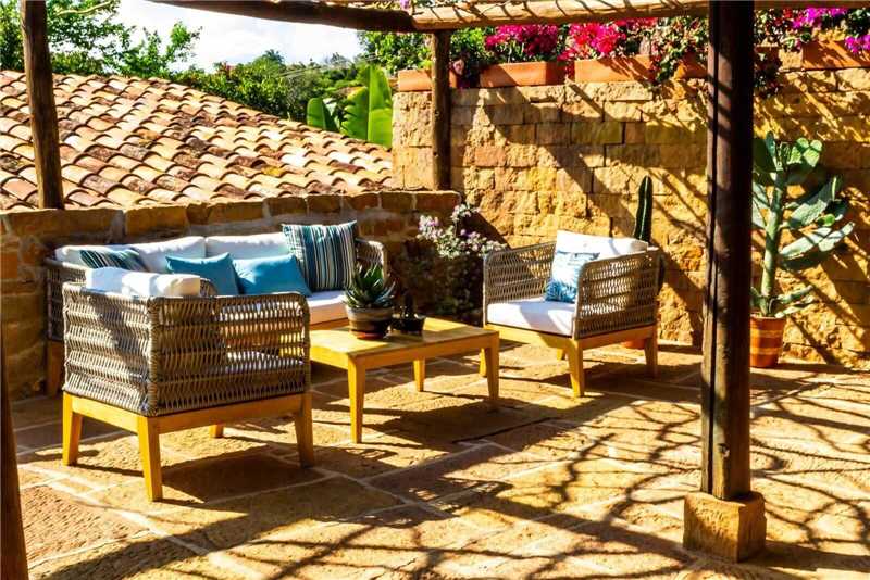Yahri Terrasse