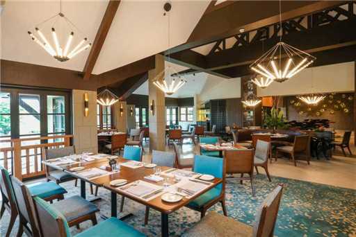 Crimson Resort & Spa Restaurant
