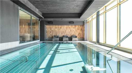 Quality Hotel The Box Schwimmbad