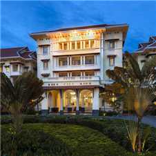 Raffles Hotel Le Royal Außenansicht