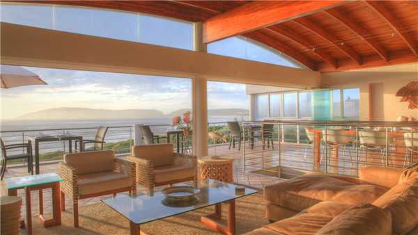Periwinkle Guest Lodge Terrasse