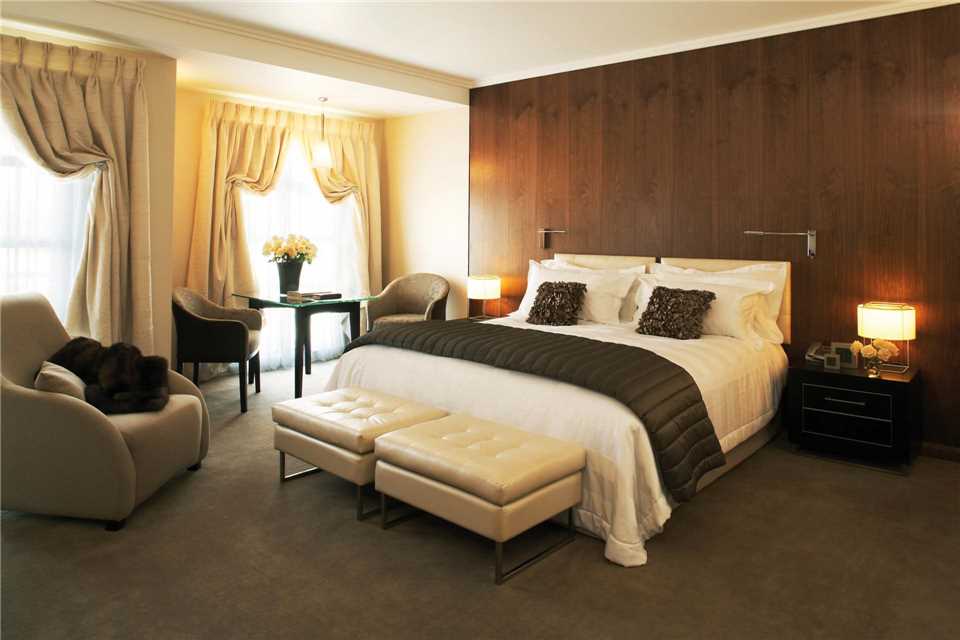 Sofitel Queenstown Hotel and Spa Luxury Room
