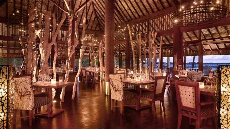 Four Seasons Resort Bora Bora Restaurant