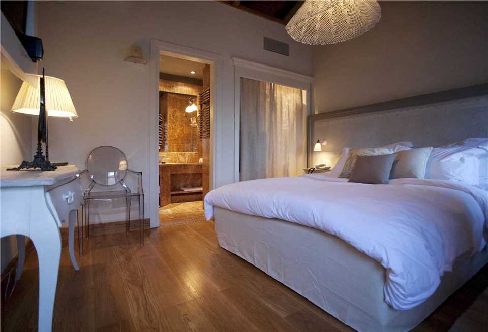 Zimmer Kinsterna Hotel