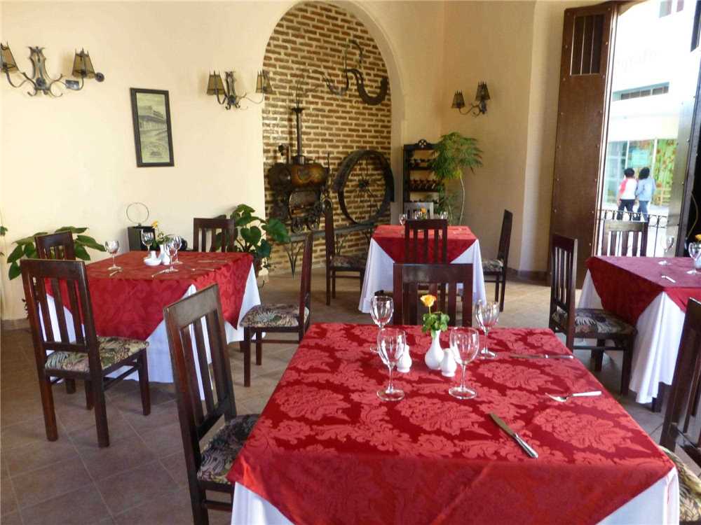Encanto Camino de Hierro Restaurant