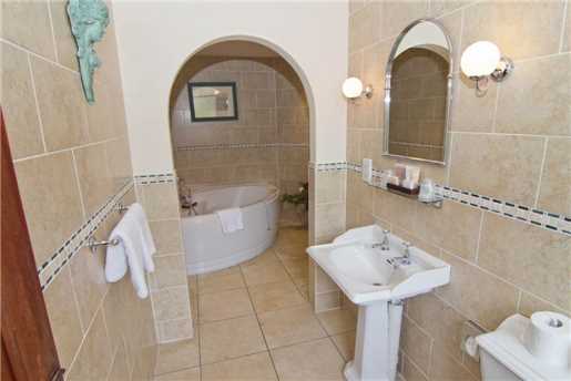 Glenfinnan House Hotel Badezimmer