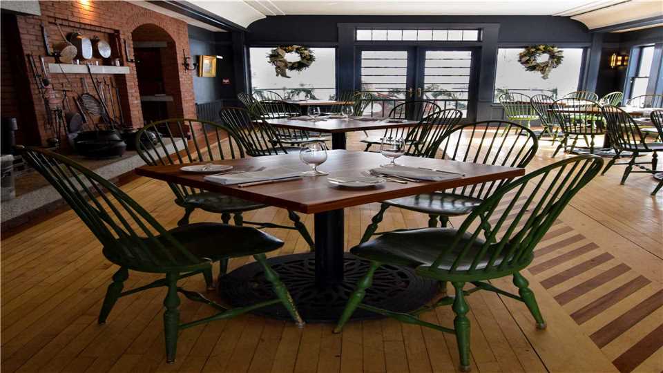 Pitcher Inn Restaurant