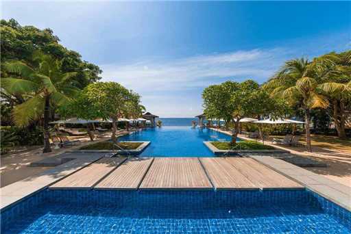 Crimson Resort & Spa Außenanlage