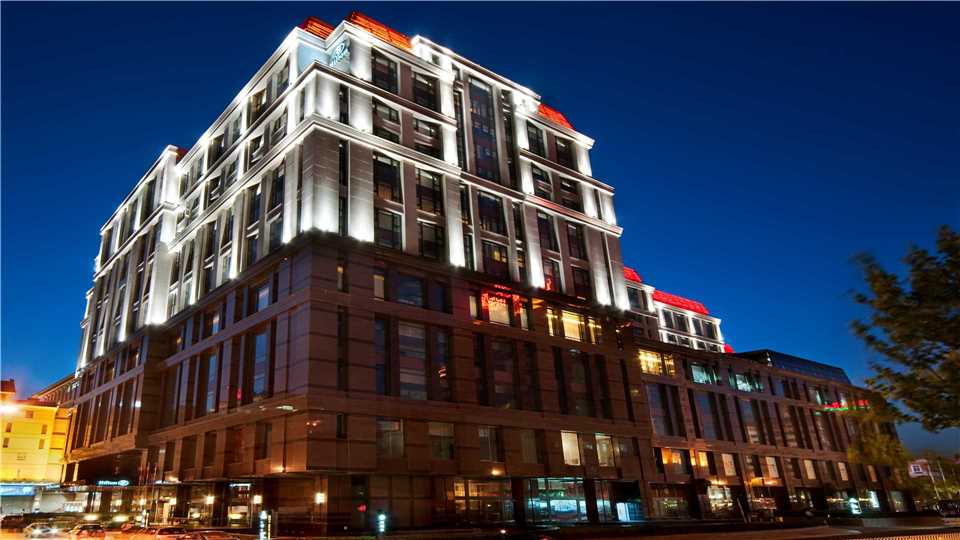 Hilton Beijing Wangfujing Hotel Außenansicht