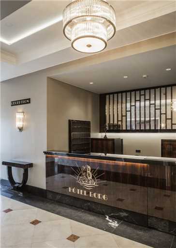 Hotel Borg by Keahotels Rezeption