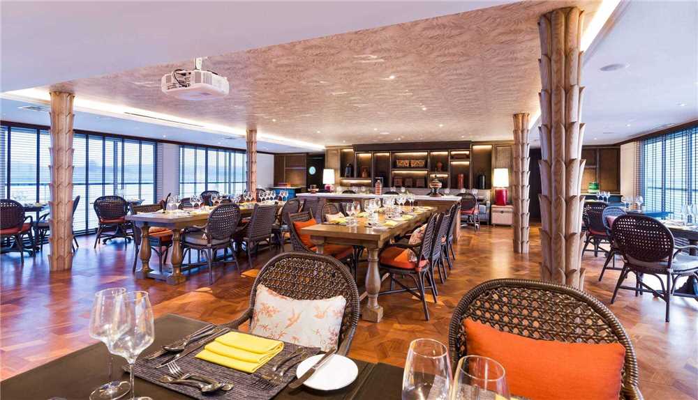 The Strand Cruises Restaurant