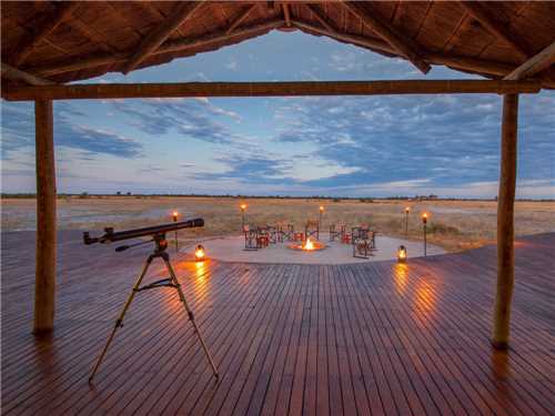 Nxai Pan Camp Terrasse