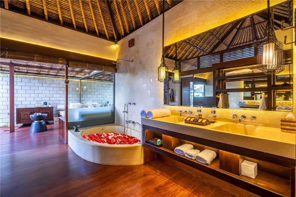 Ubud Hanging Gardens Badezimmer
