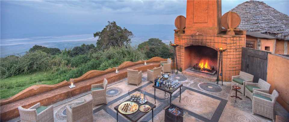 &Beyond Ngorongoro Crater Lodge Terrasse