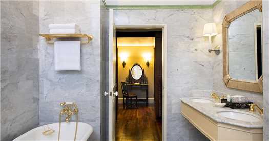 Raffles Hotel Le Royal Badezimmer
