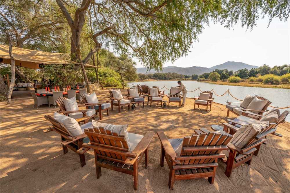 Chongwe River Camp Restaurant