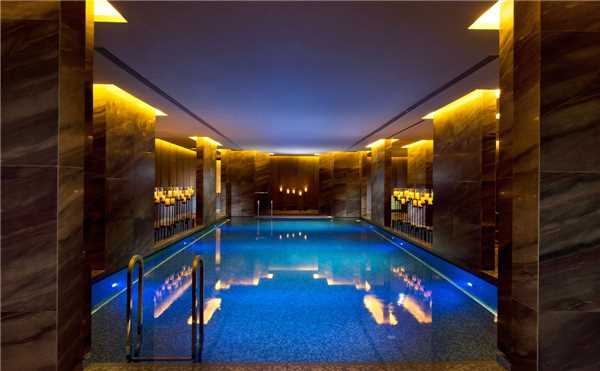 Waldorf Astoria Beijing Innenpool