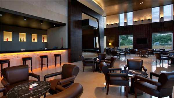 Kempinski Hotel Ishtar Bar
