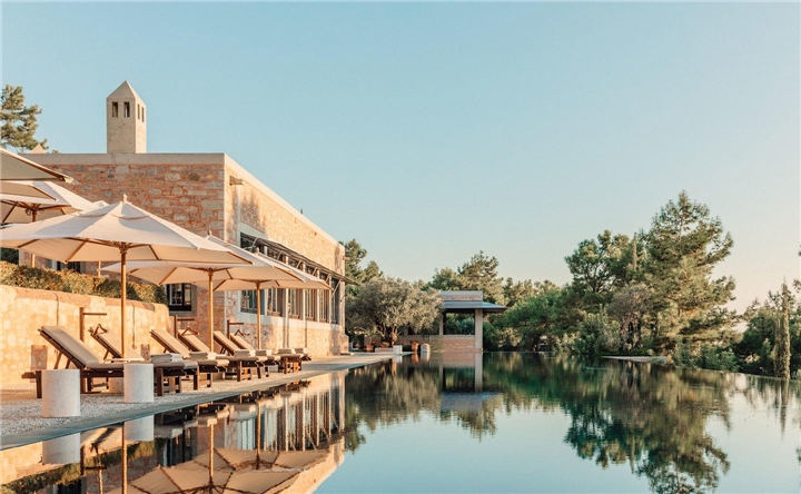 Amanruya Pool