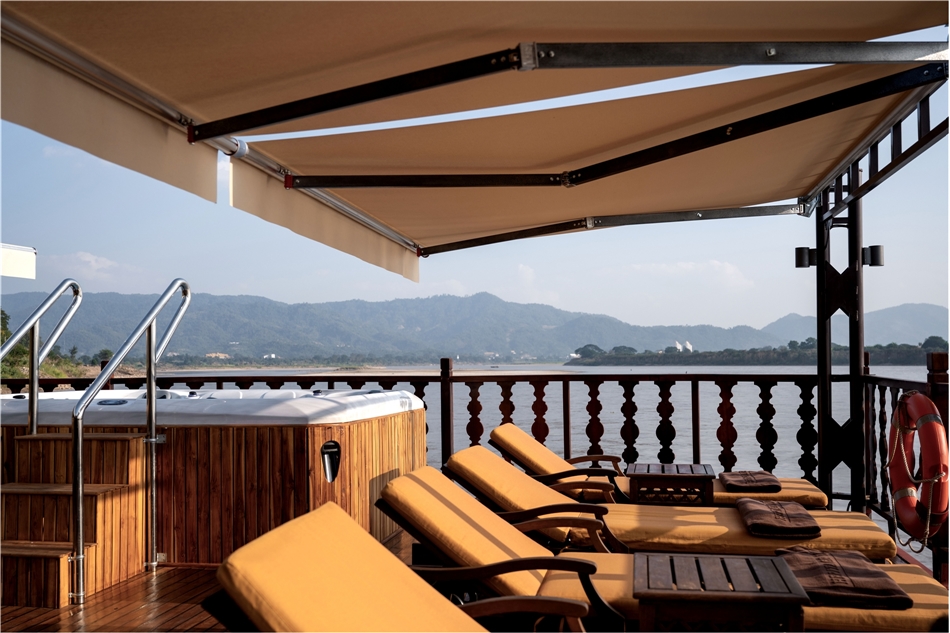 Sundeck