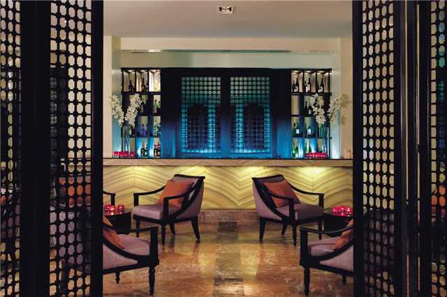 Taj Tashi Bar