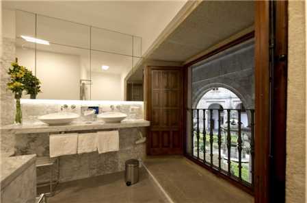 Parador de Santiago de Compostela Badezimmer