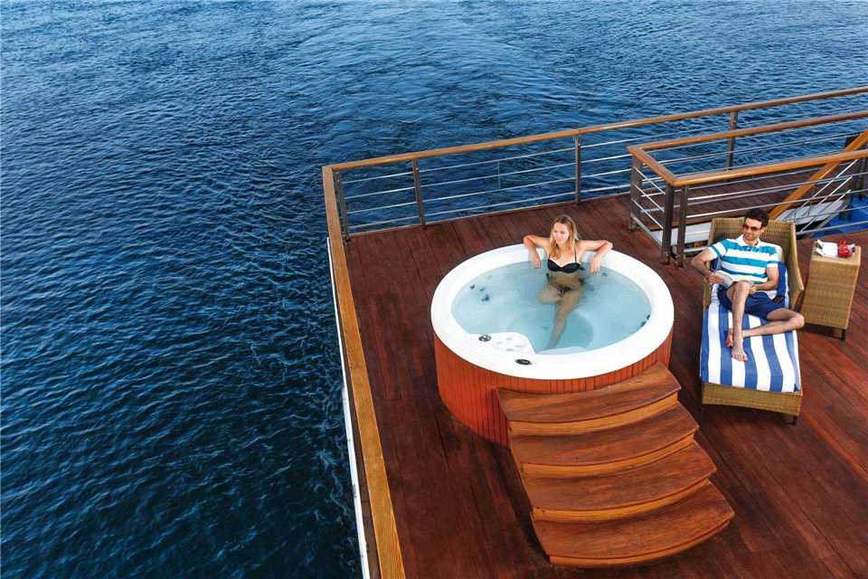 The Oberoi Zahra Sonnendeck