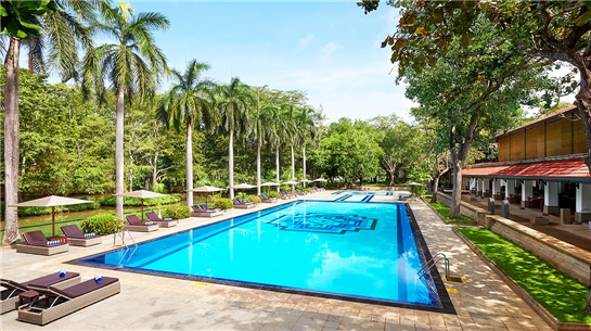 Cinnamon Lodge Pool