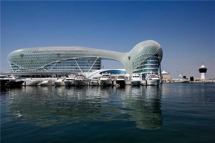 W Abu Dhabi Yas Island Außenansicht
