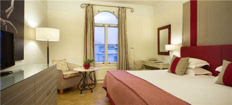 Hotel Angleterre Executive Room