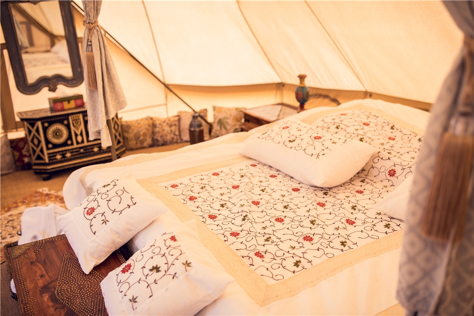 Canvas Club Luxury Tents Bett