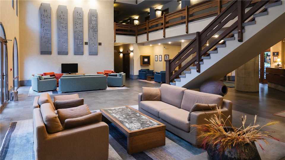 Tufenkian Avan Dzoraget Hotel Lobby