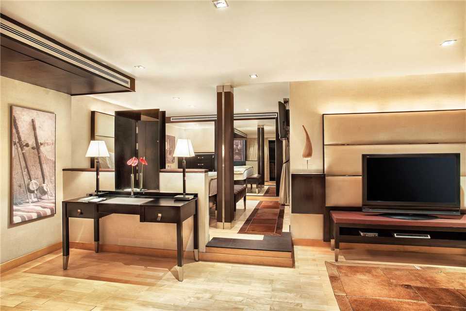 The Oberoi Zahra Suite