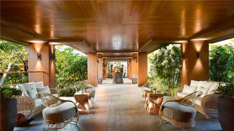 four seasons lanaii at manele bay lobby