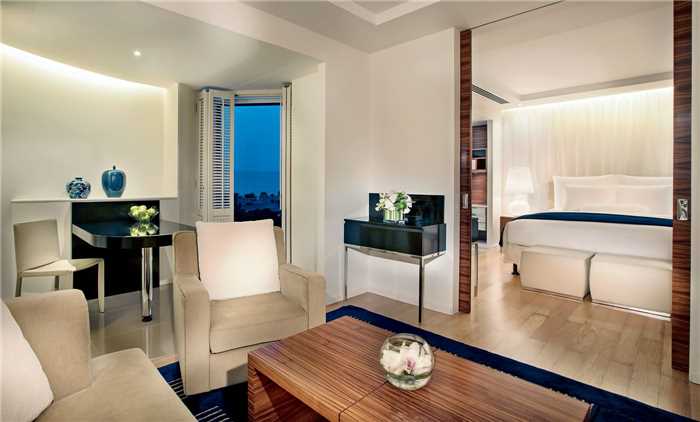 The Ritz-Carlton Bahrain Club Suite