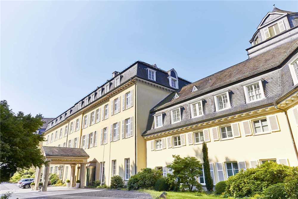 Steigenberger Grand Hotel Königswinter Außenansicht