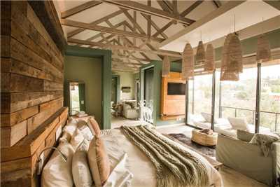 The Olive Exclusive Suite