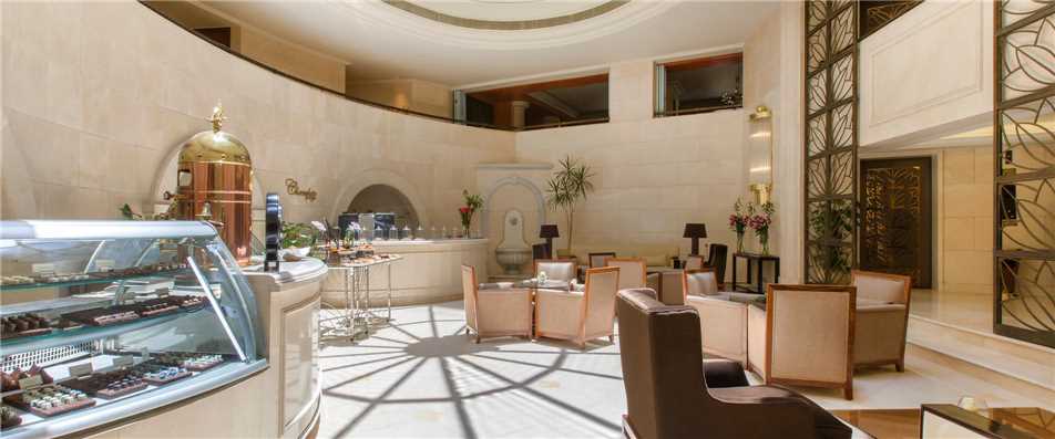 Kempinski Nile Hotel Garden City Cairo Lounge
