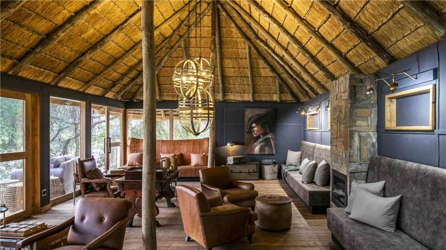 Serra Cafema Camp Lounge