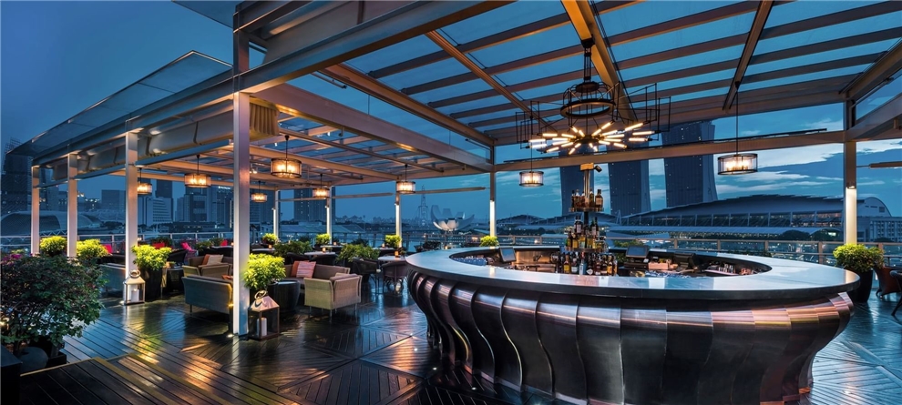 The Fullerton Bay Hotel Bar