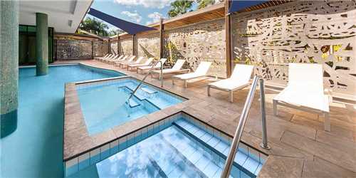 Vibe Hotel Darwin Waterfront Pool