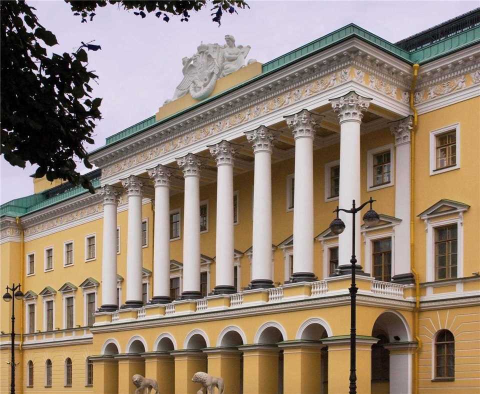 Außenansicht Hotel Four Seasons Hotel Lion Palce St. Petersburg