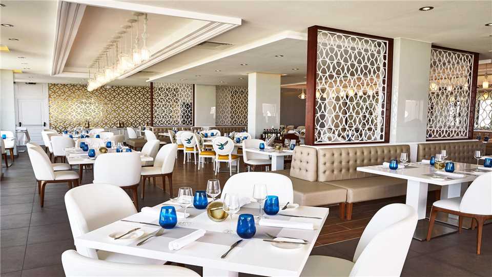 Gran Hotel Manzana Kempinzki la Habana Restaurant San Cristobal