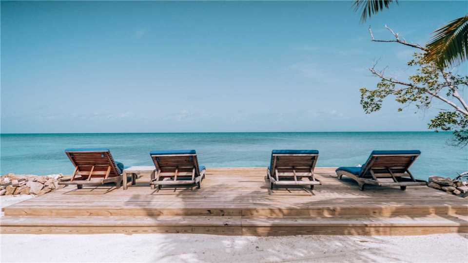 Royal Belize Liegen