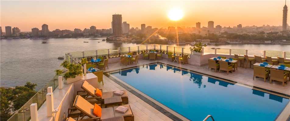 Kempinski Nile Hotel Garden City Cairo Pool